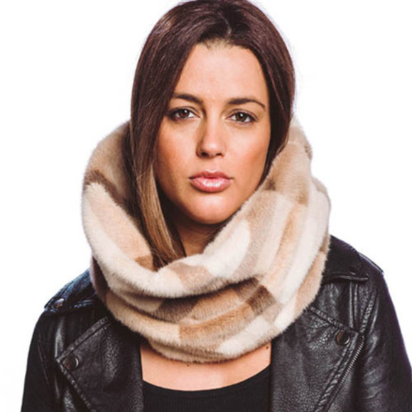 Plaid Printed Fur Scarf - Picture 1 of 1